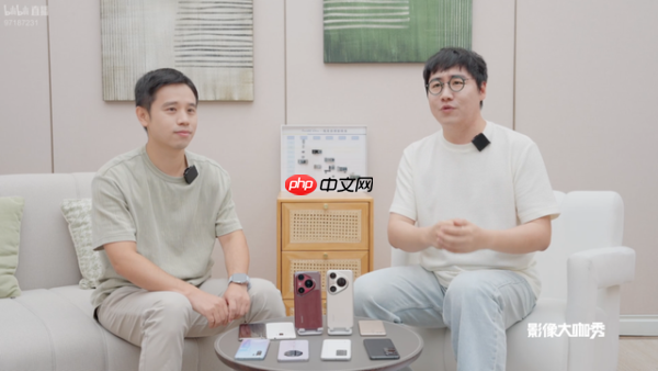 手机长焦进化史：攀过十年，终抵云巅