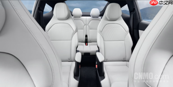 特斯拉Model Y L全面对比Model Y：更Long 也更Life