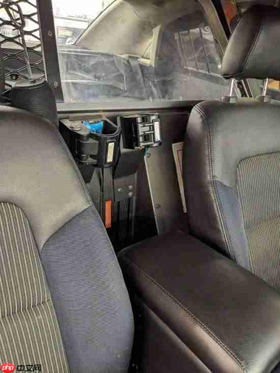 起拍价10美元！一辆用于《GTA6》扫描的警车正在拍卖