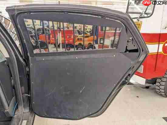 起拍价10美元！一辆用于《GTA6》扫描的警车正在拍卖