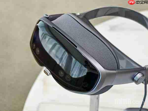 vivo Vision 探索版：398 克超轻机身 一次谨慎而勇敢的“视界”初探