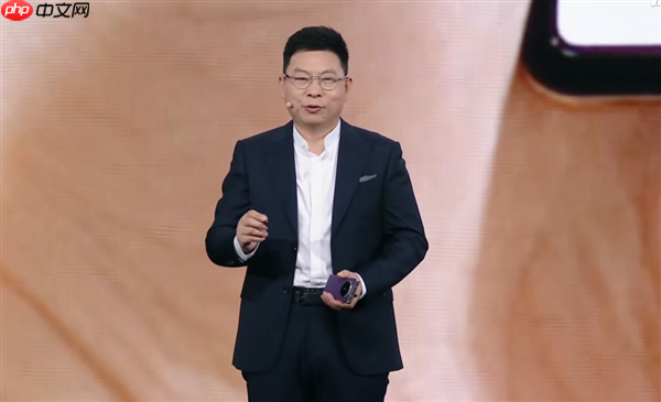 余承东：三折叠能超越华为的只有华为