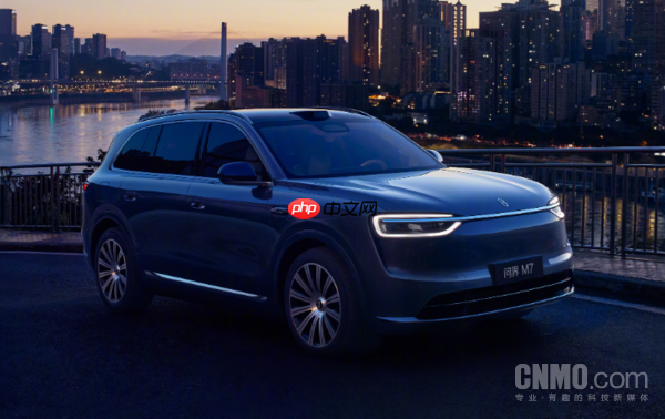 余承东：全新问界M7 ADS 4挑战重庆复杂道路 一把过！