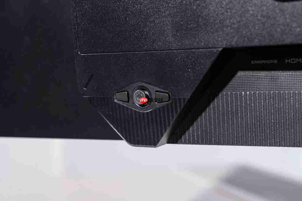  技嘉 MO27Q28G 显示器评测：第四代 OLED 电竞旗舰，高画质高刷新体验 