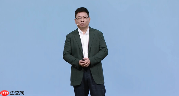 余承东：2点几秒的零百没意义 漂移是个很愚蠢的行为