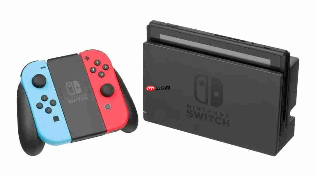 告别透明 任天堂初代Switch游戏卡带盒也变红了