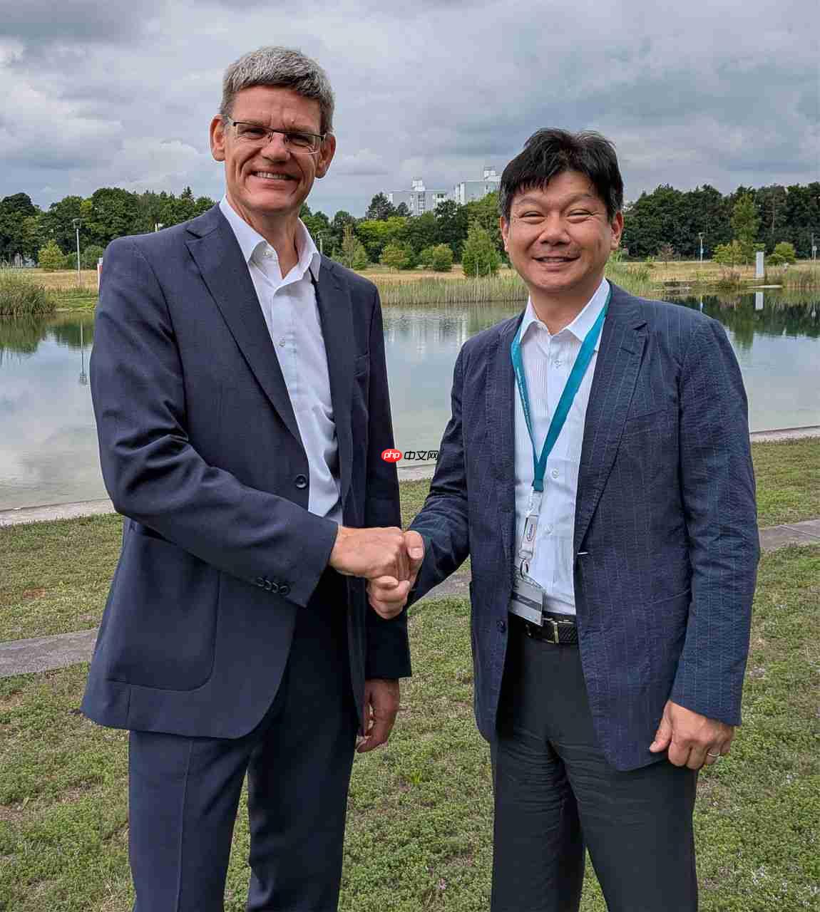 互通有无扩展生态，英飞凌与罗姆达成碳化硅 SiC 功率器件封装合作