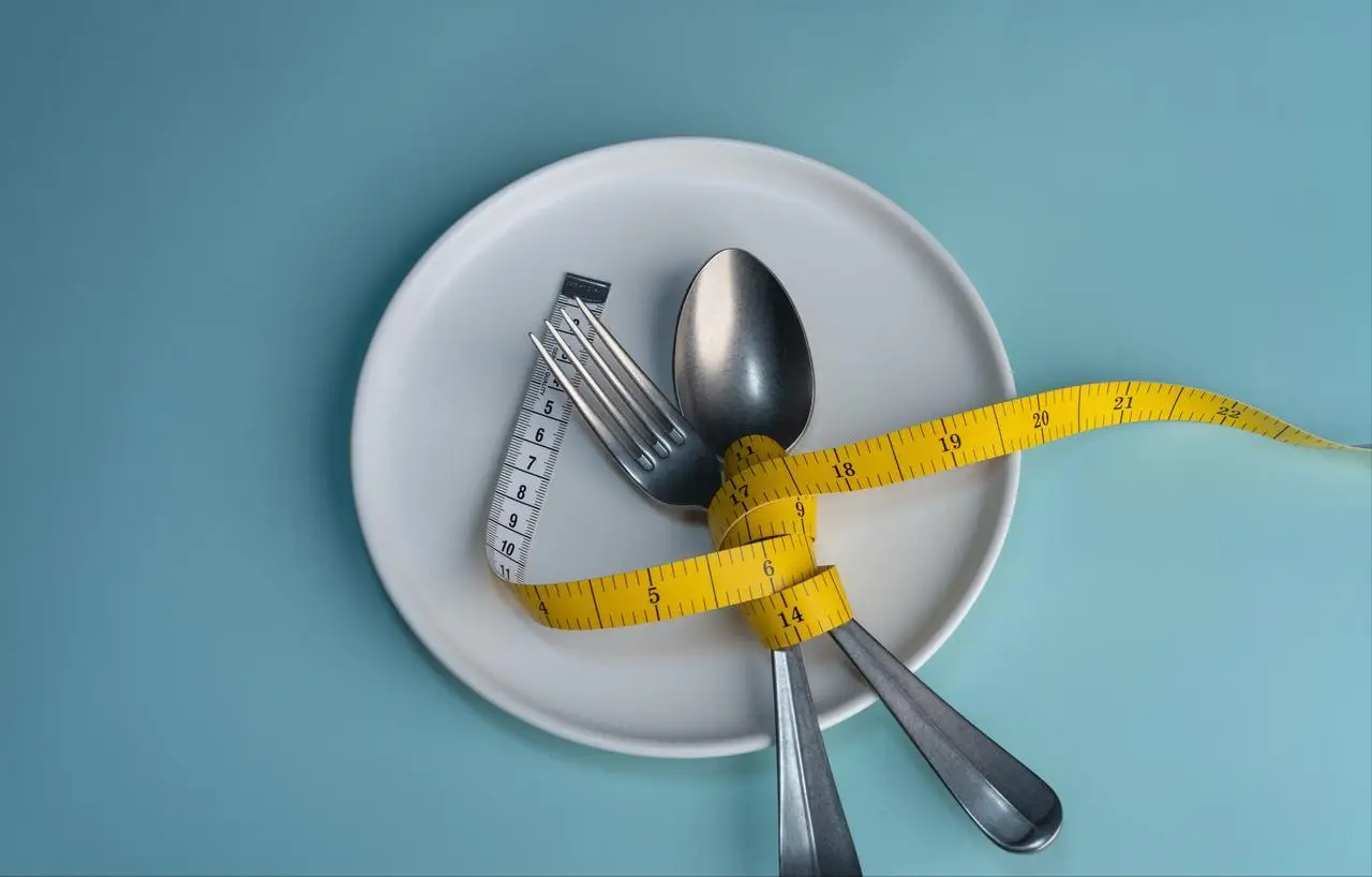 减肥连续一个月一天只吃一顿饭，身体可能会发生哪些变化？ - 创想鸟