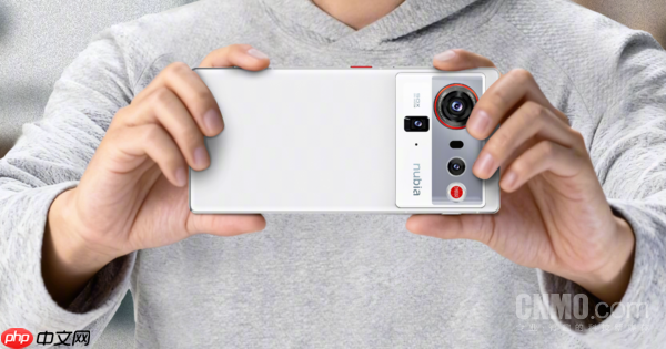 努比亚Z80 Ultra官宣搭载天空全面屏！10月22日发布