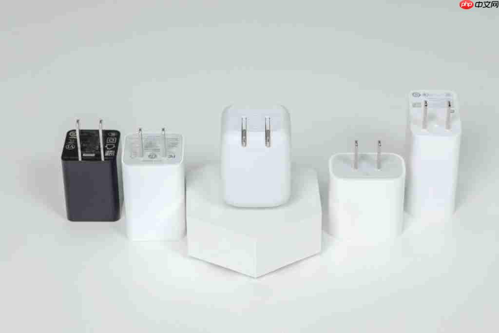  充电器用完到底拔不拔？贝尔金 67W 零耗智充给了我一个“懒”出天际的答案 