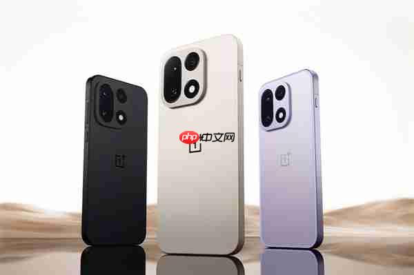 全球首发165Hz高分高刷屏 一加15发布：3999元起