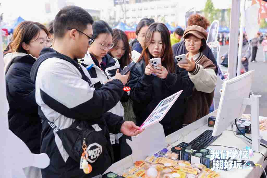 EVNIA 弈威空降山西大学 用极致显示画面点燃校园激情 