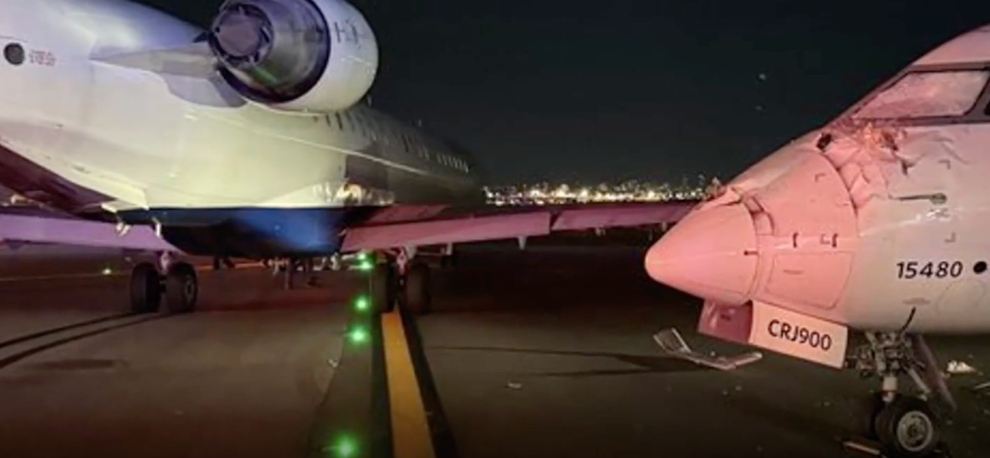 美国达美航空两架飞机滑行时低速相撞：一人受轻伤