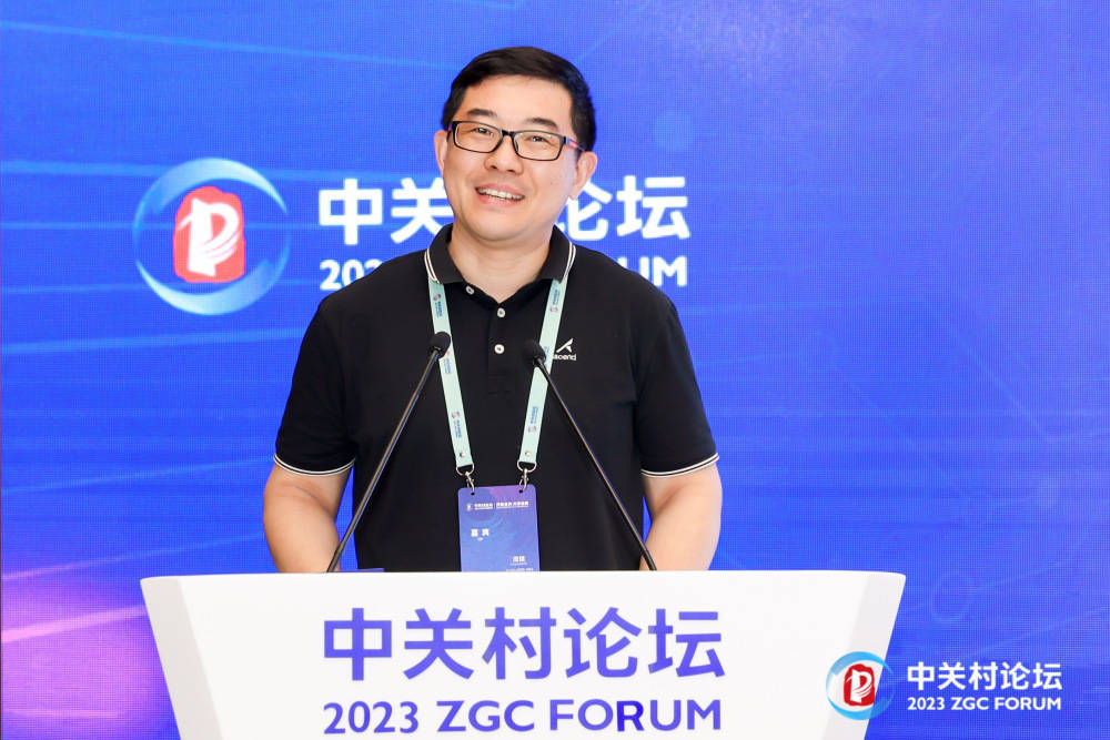 华为周斌：昇腾AI算力承载GPT-4完全没问题