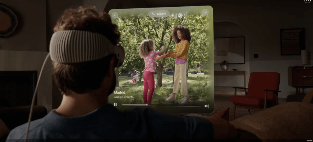 灵魂三问：何人买单2.5万头显？能否支撑苹果下个十年？大厂拯救元宇宙？