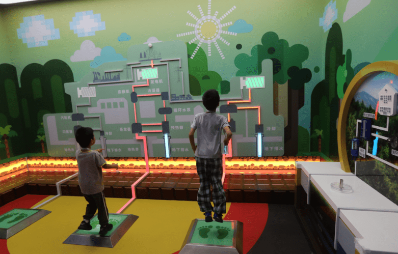 到中国科技馆体验“一滴油的奇妙旅行”，线上元宇宙展厅同步开启