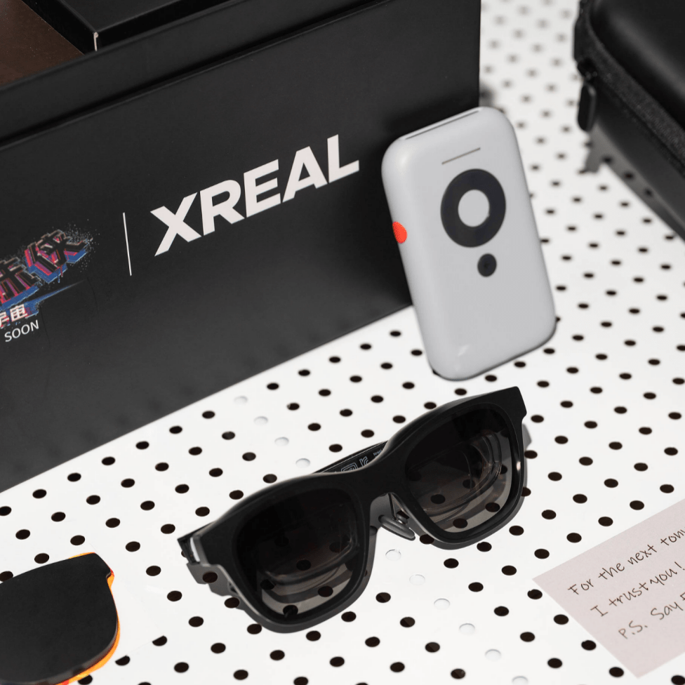 告别物理屏，办公、娱乐、社交一副眼镜全搞定，我们离全民AR时代还有多远？
