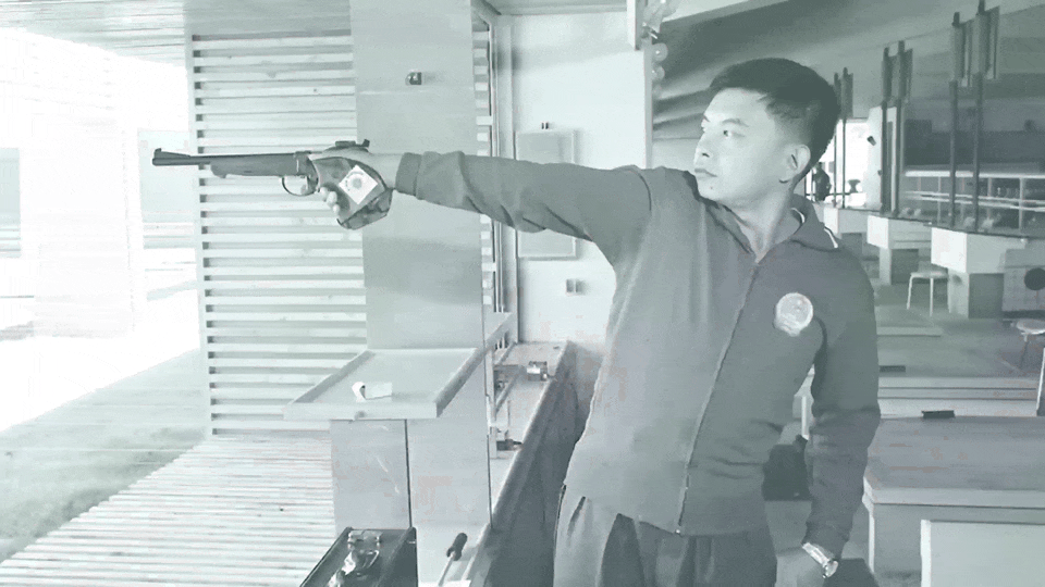 他们用AI拭去岁月蒙尘，重现半个世纪前中国亚运首金记忆