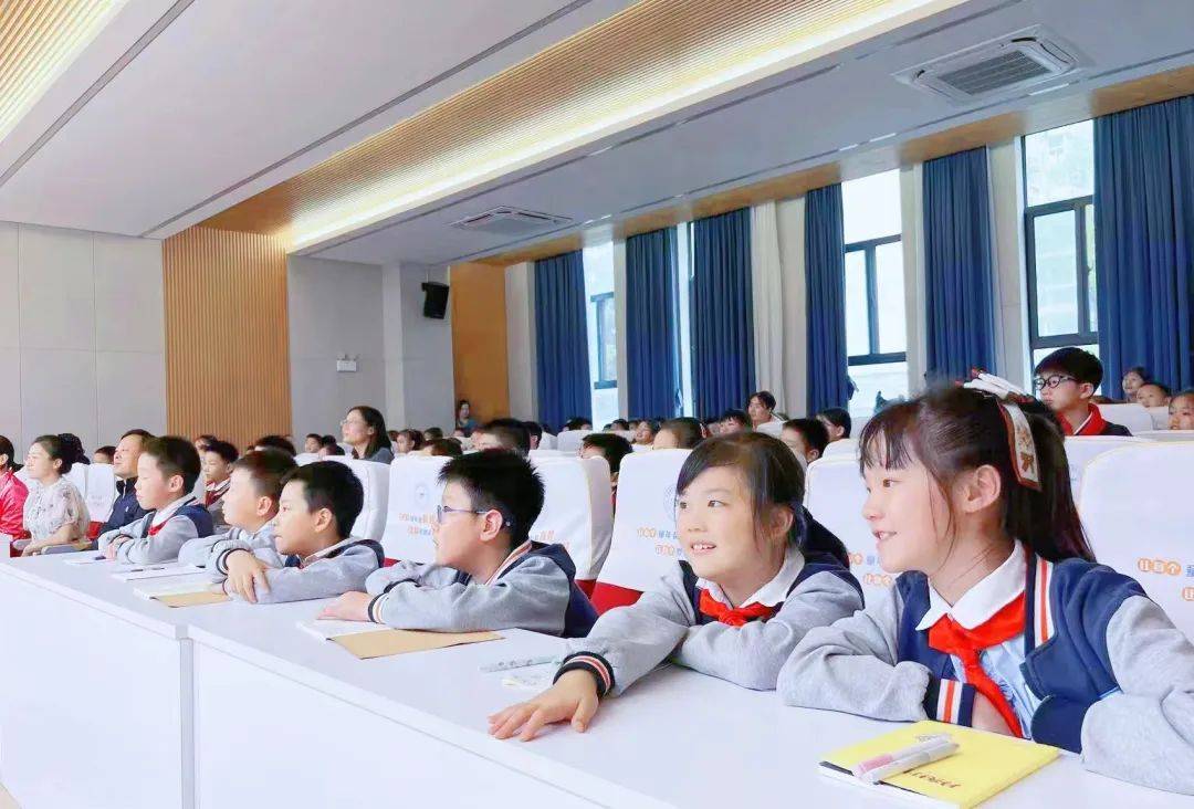 宾果智能荣幸受邀主办武汉金银湖二小科普“五进”系列活动——机器人嘉年华