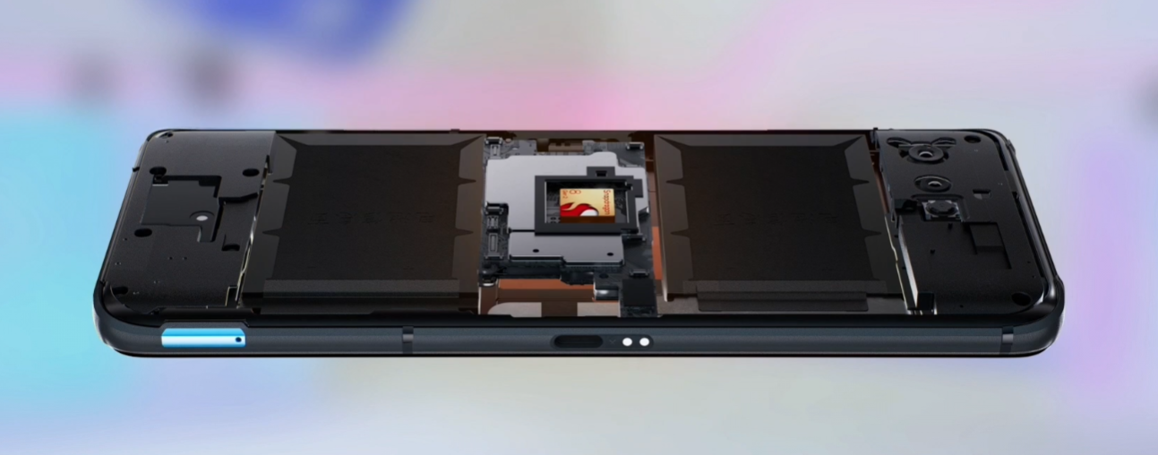 ROG 7 Pro秉承传统：高端游戏手机的巅峰之作