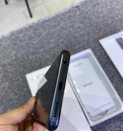 如何解锁vivoY55A密码？（简单方法帮您解决密码忘记问题）
