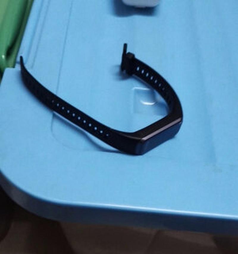 手环开机教程（如何正确开启你的智能手环，享受科技带来的便利与乐趣）