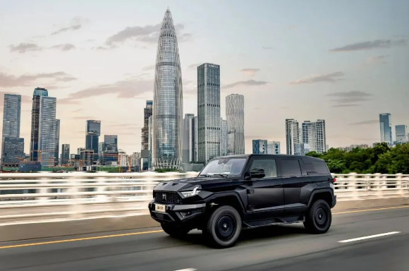 猛士科技与华为携手共建智能汽车生态,共促民族品牌崛起