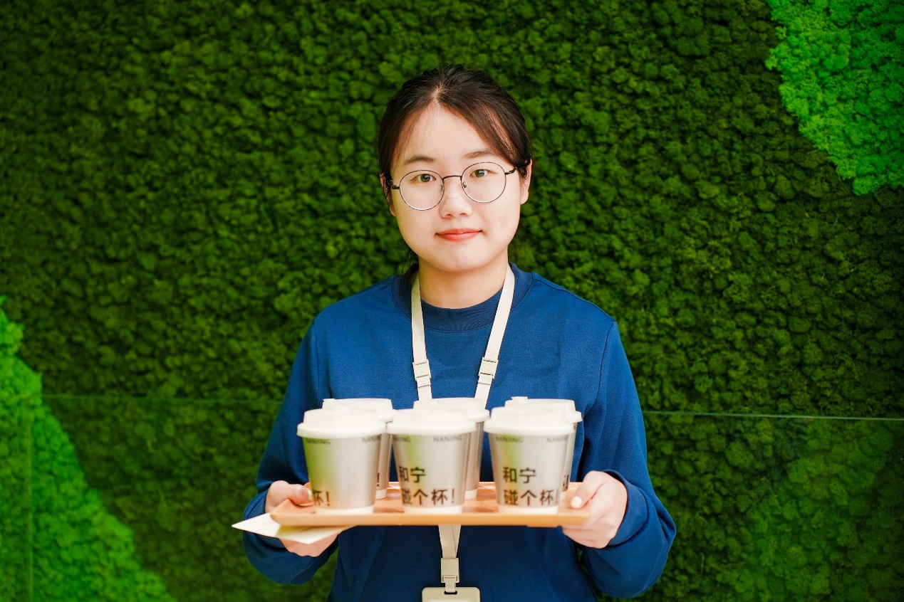 南京专属金陵风韵“城市客厅”来了！华为旗舰店・南京万象天地正式开业