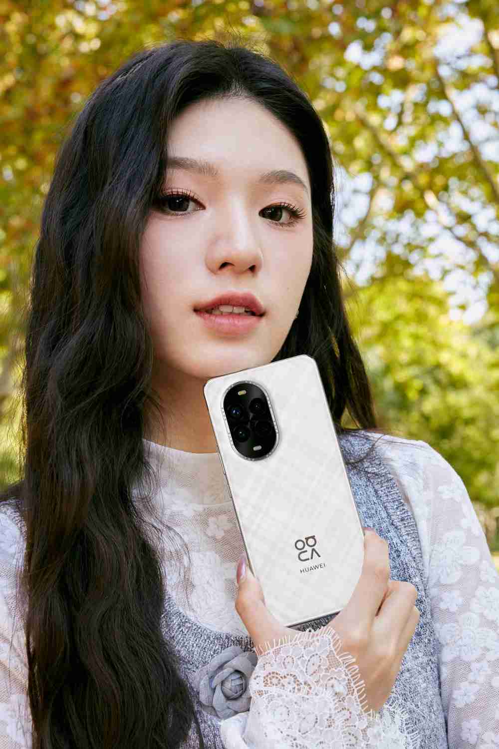 时尚出片的年末好礼首选：华为nova 13系列带来双旦新体验