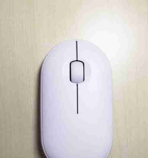 通过双击鼠标属性，探索主题（从家庭环境到技术使用）