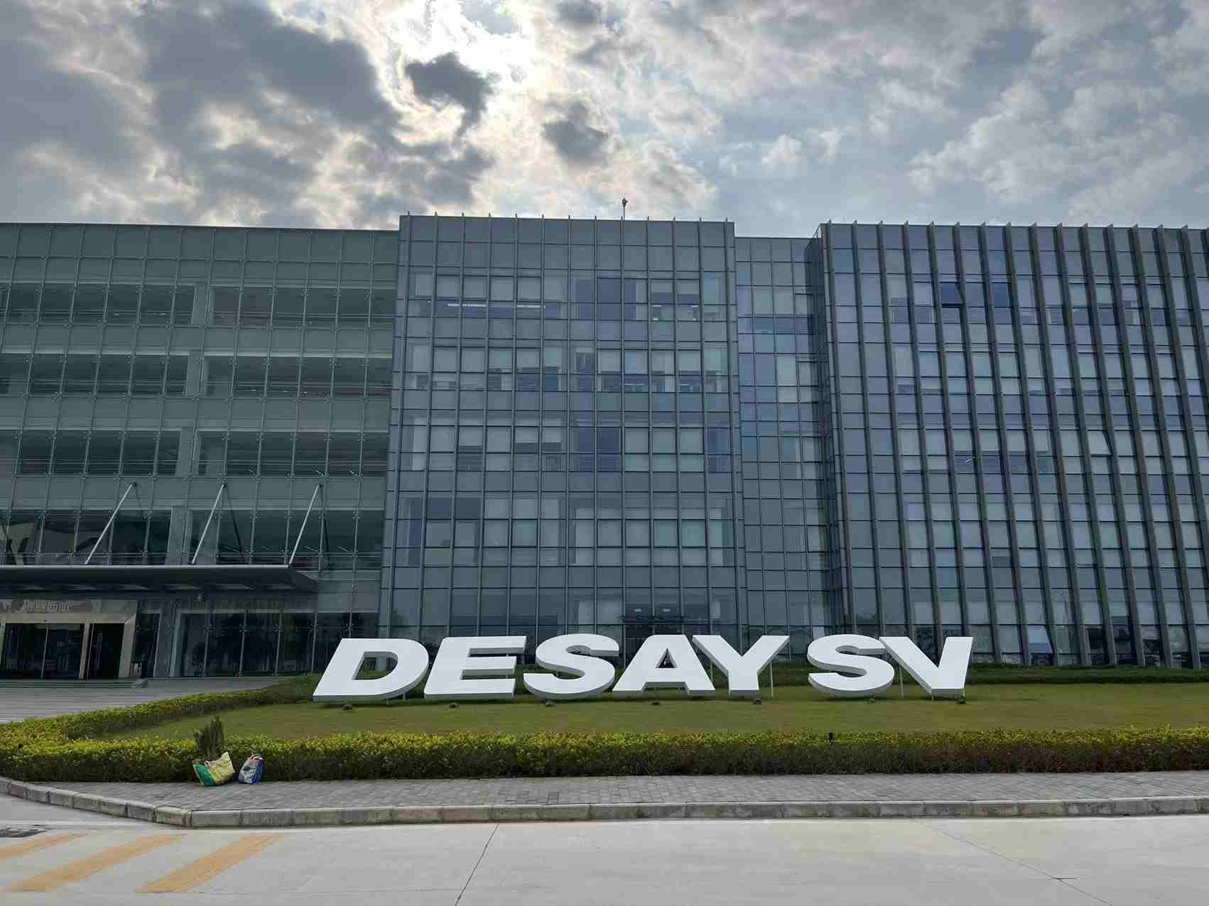 德赛西威2024年实现营收276.18亿元，净利润同比增长29.62%