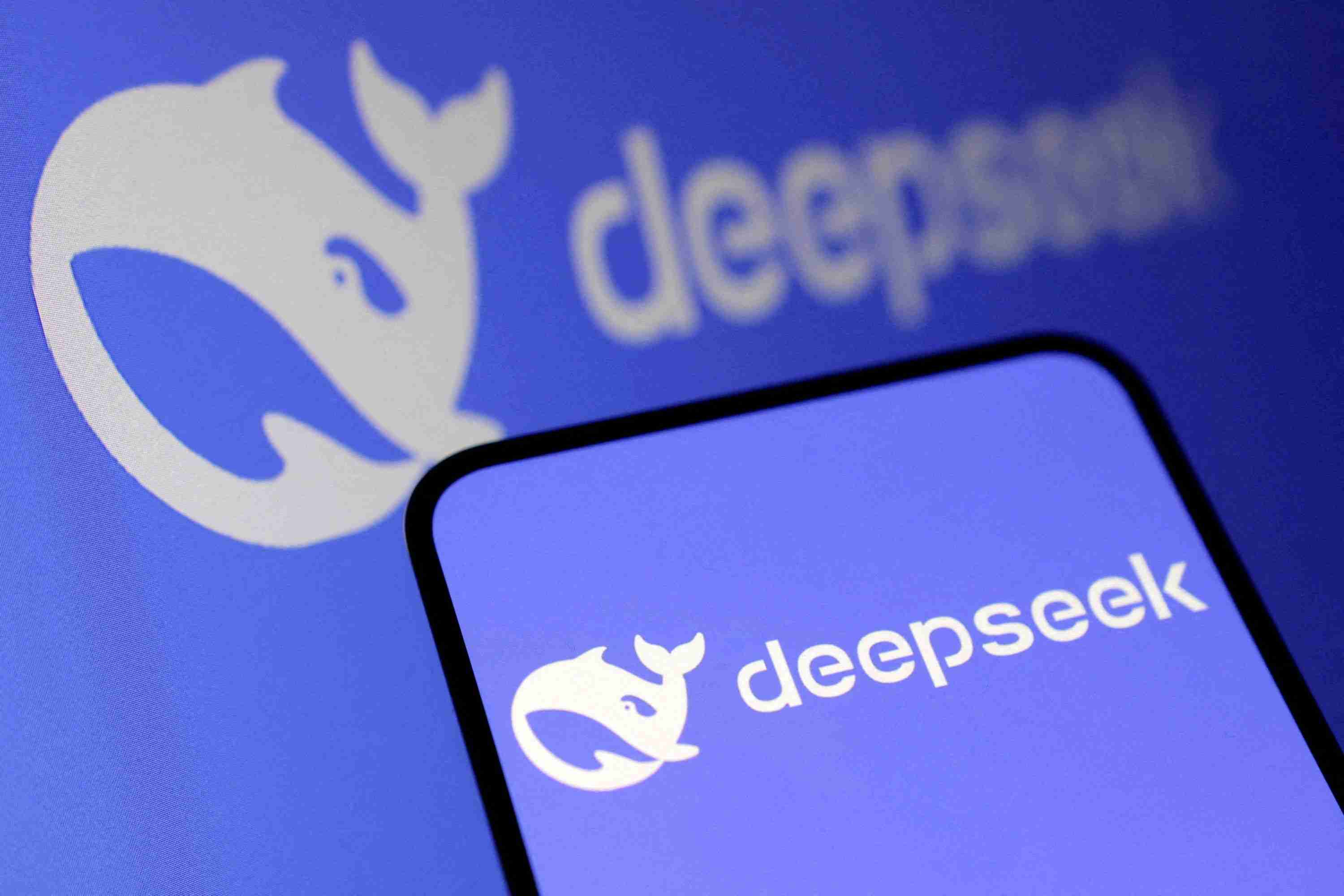 DeepSeek官方辟谣R2模型将在3月17日发布：假消息！