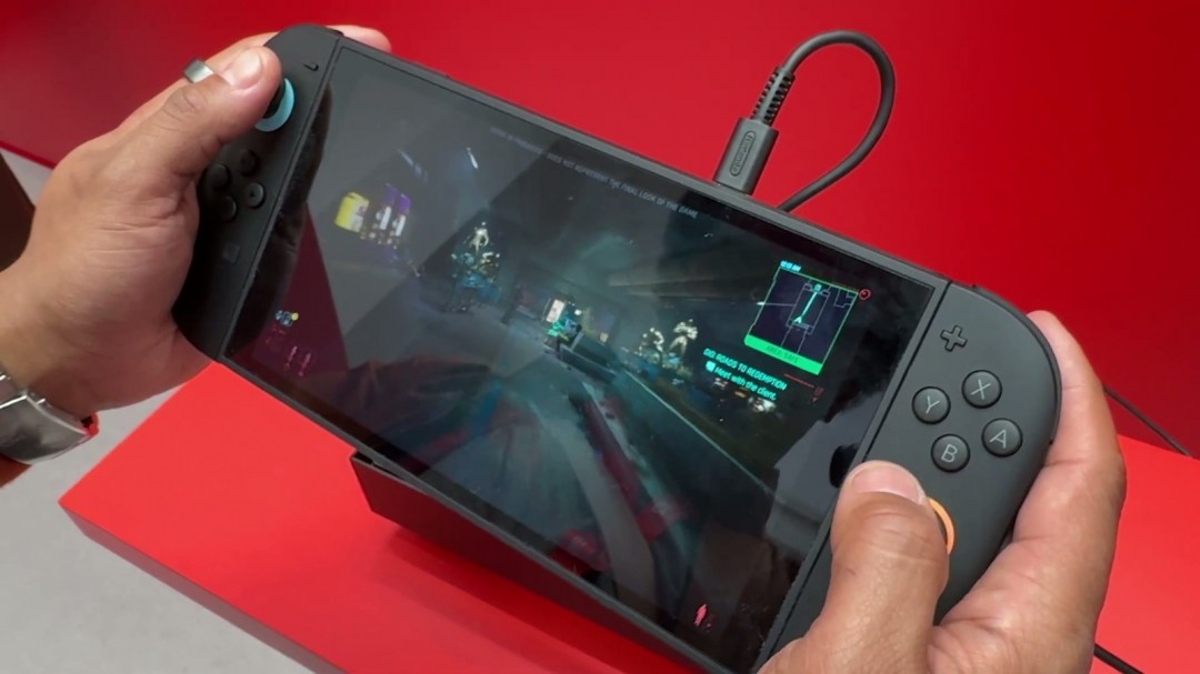 《赛博朋克2077》Switch 2版试玩：30帧、画面还行