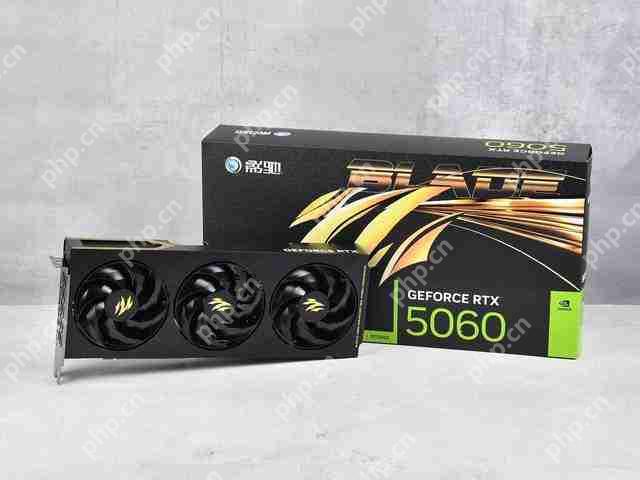  影驰 RTX 5060 魔刃评测：磁吸 RGB 光效的 50 系甜点 