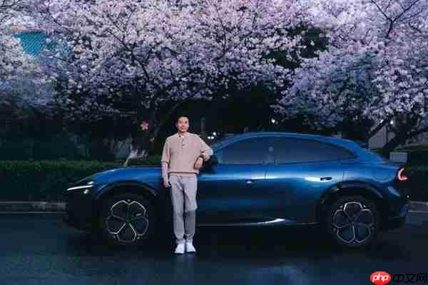 雷军：小米汽车今年能盈利 YU7定价将在开售前1-2天确定 