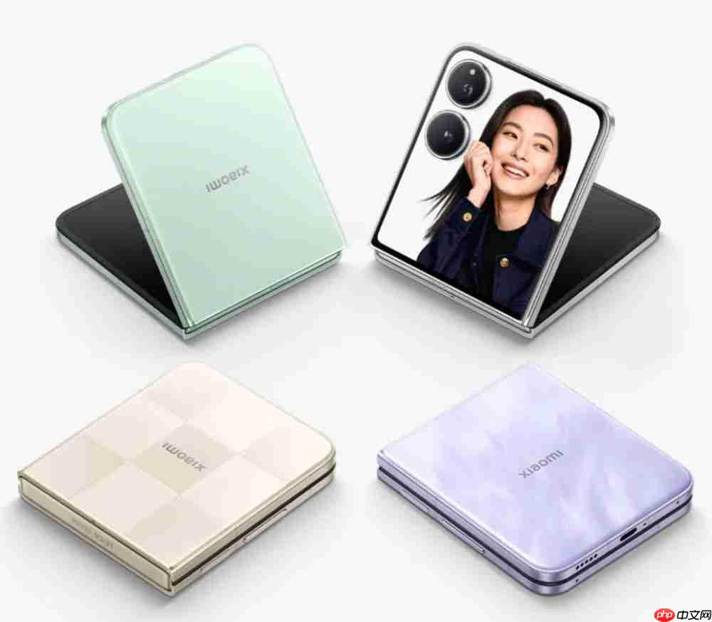 小米 MIX Flip 2 小折叠等深微曲屏，屏幕更平整