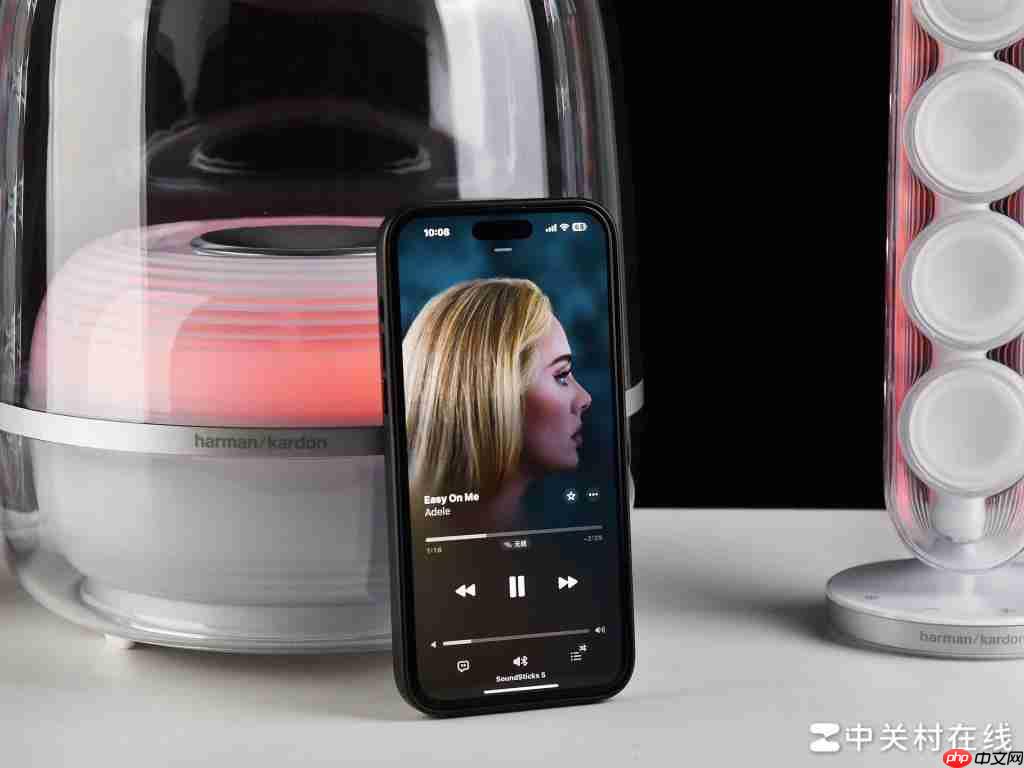  设计与音质兼具的家居美学之选，哈曼卡顿音乐水晶五代流光版体验 