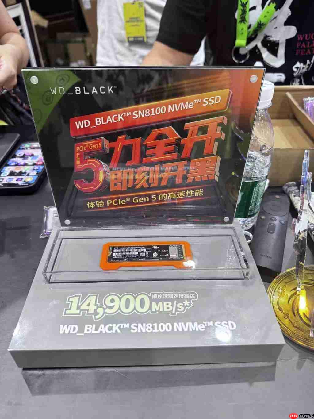 带你 INTO 新世界！闪迪游戏存储解决方案闪耀 2025 核聚变游戏节