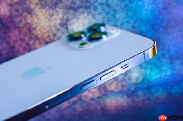 曝苹果iPhone 17 Air将主打蓝色 秋季发布 颜值稳了？