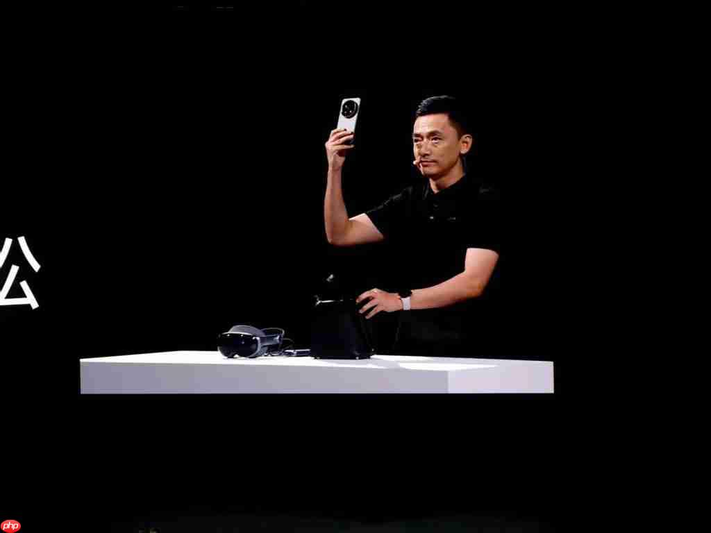 vivo Vision 探索版 MR 头显发布，影像战略全面升级 