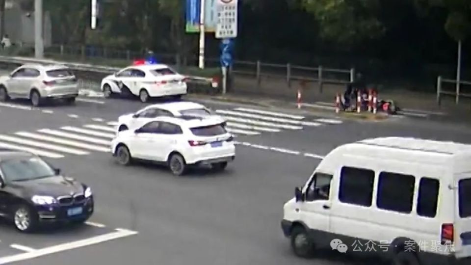 丈夫拦车救妻致对方受伤，遭40万索赔！法院判决：属正当防卫，免责！
