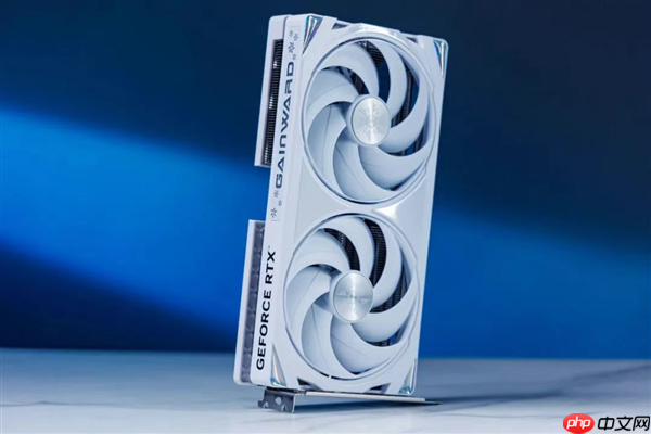 《空洞骑士：丝之歌》解禁！耕升GeForce RTX 5060 踏雪 OC超越期待的冒险！