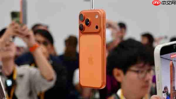 iPhone 17 Pro材质从钛换成铝被质疑开倒车！苹果释疑