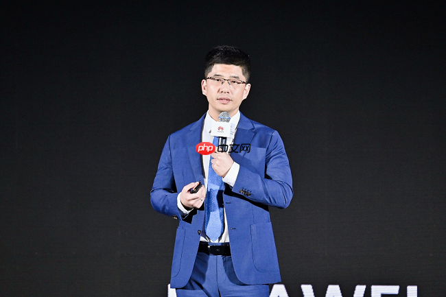 华为发布星河AI Fabric 2.0方案，助力企业实现算力满载，业务永续