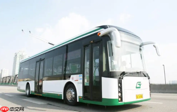 两新国标将实施：提升公共交通与汽车租赁服务质量