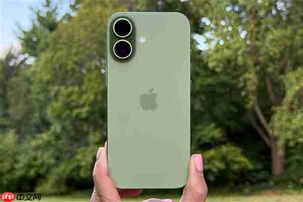 李楠建议安卓厂商不要去搞iPhone 17 Pro Max：有两大原因