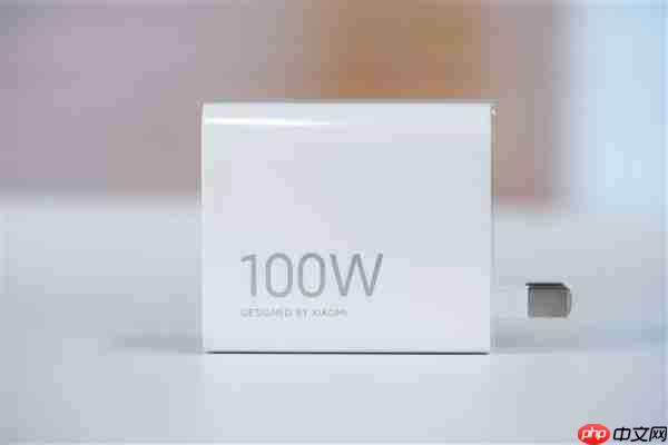 小直屏第一次冲上7000mAh！小米17图赏