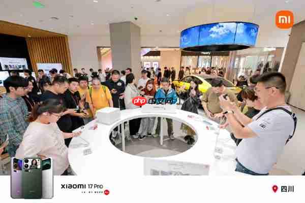 小米17开售5分钟破今年国产手机纪录 全国多地门店排长队：场面堪比苹果