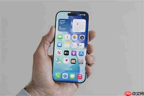 国庆调休iPhone闹钟没响 苹果客服回应：目前无法识别调休日 需手动设置
