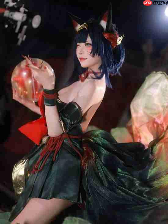 两位韩国Coser演绎LOL阿狸！你更喜欢谁的版本？